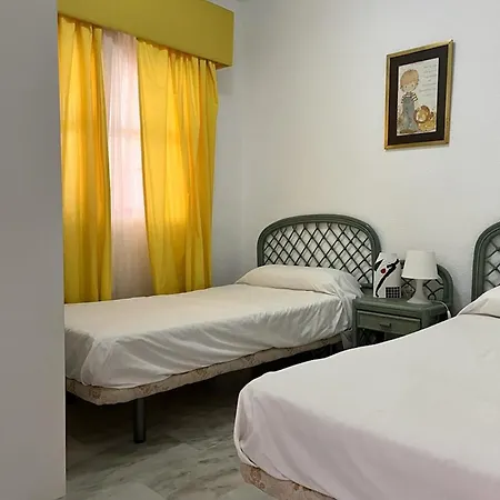 Bright And With Incredible Views In Fuengirola Beachfront Zewnętrze zdjęcie